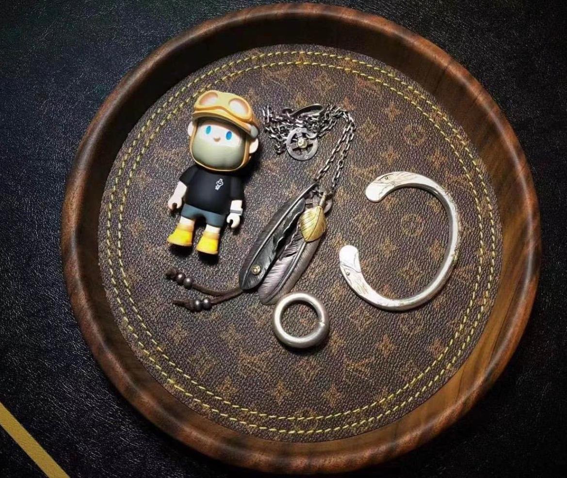 LV round small trinket tray from Louis Vuitton  - Image 3 of 3