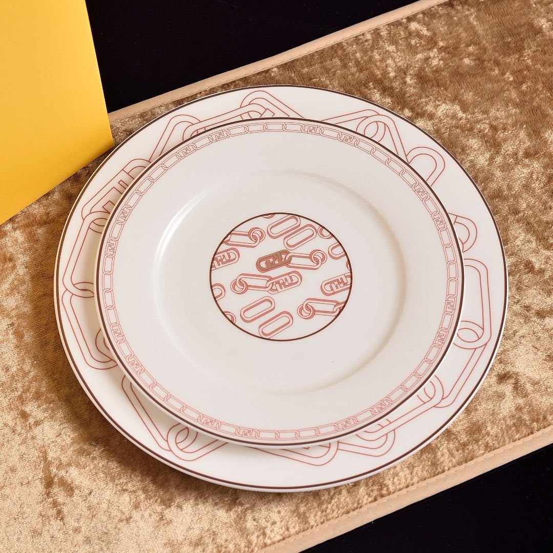 Fendi plates set of two - Image 4 of 4