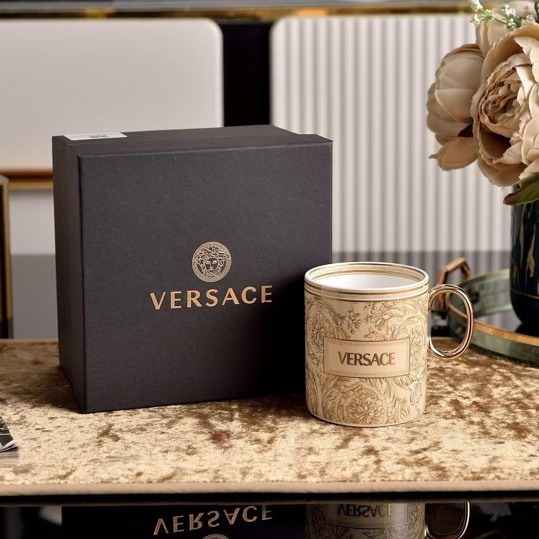 Versace Barocco mug