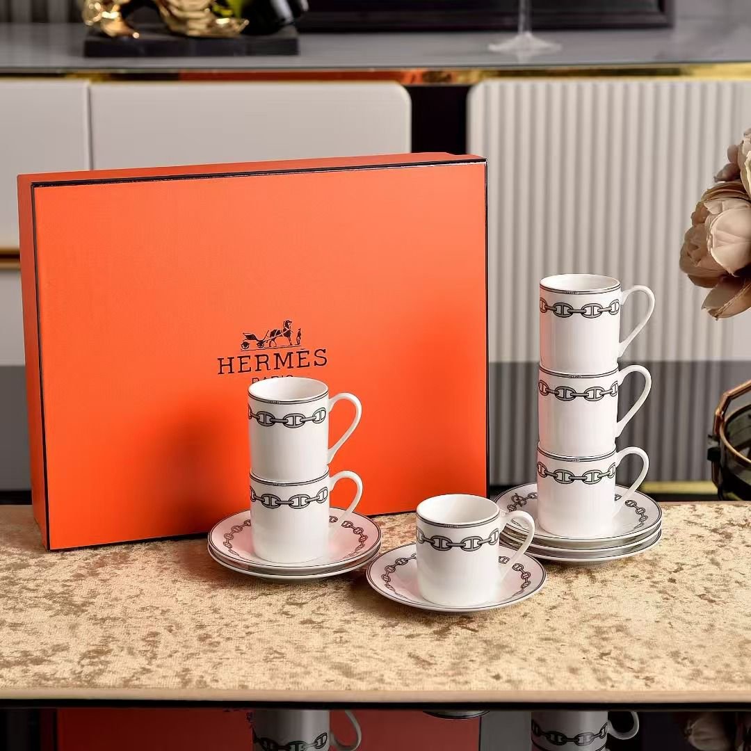 Hermès Chaine d'Ancre Platinum Demitasse Turkish coffee 6 Cups and Saucer Set - Image 2 of 2