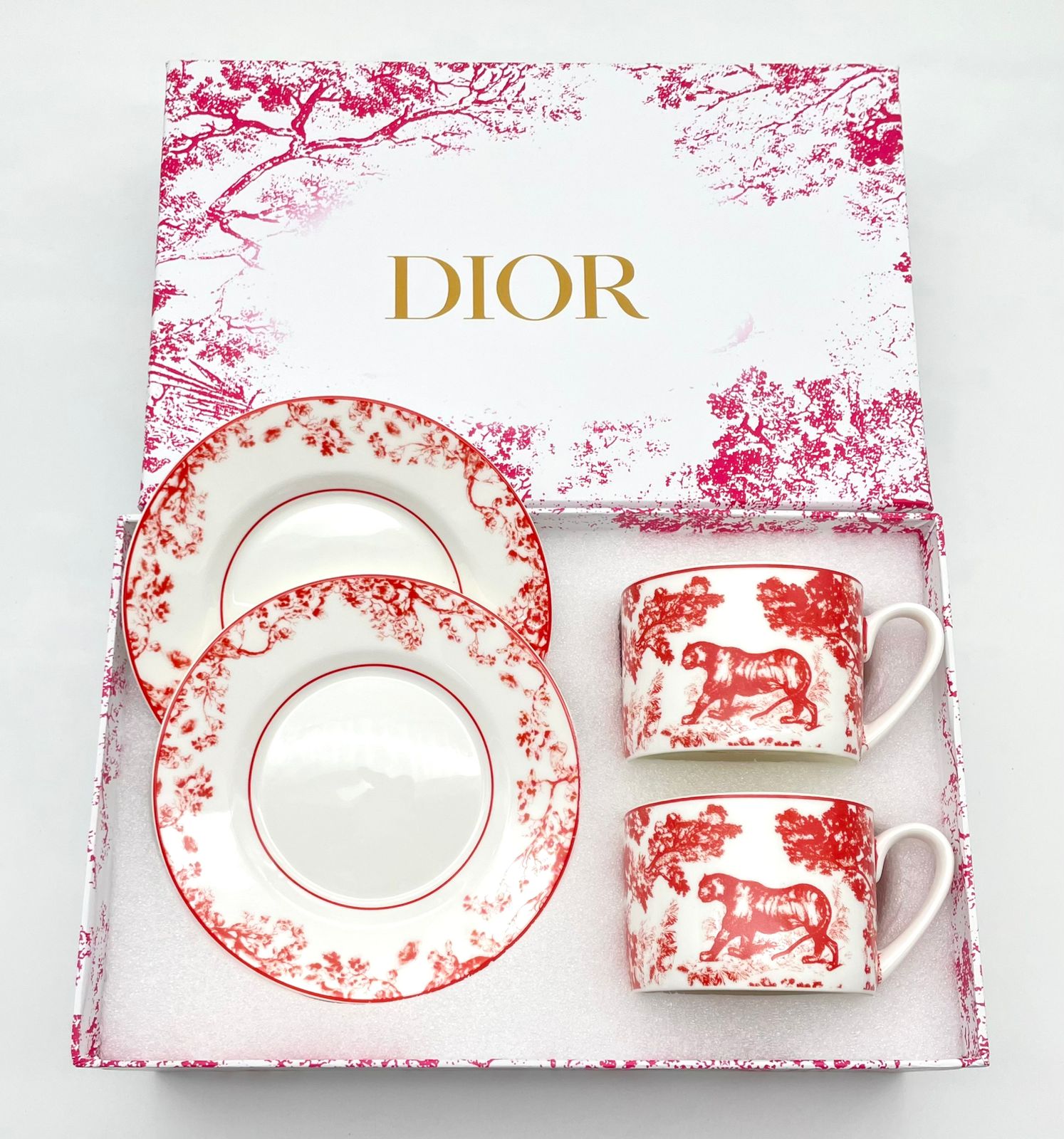 Dior tea cups set