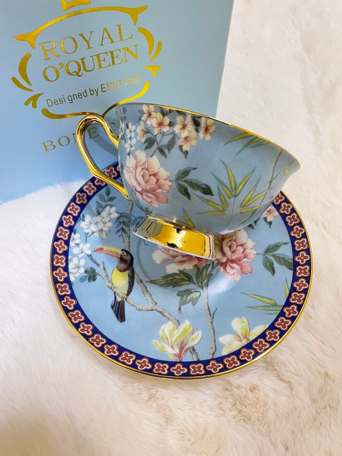 Tea cup with saucer, single cup.