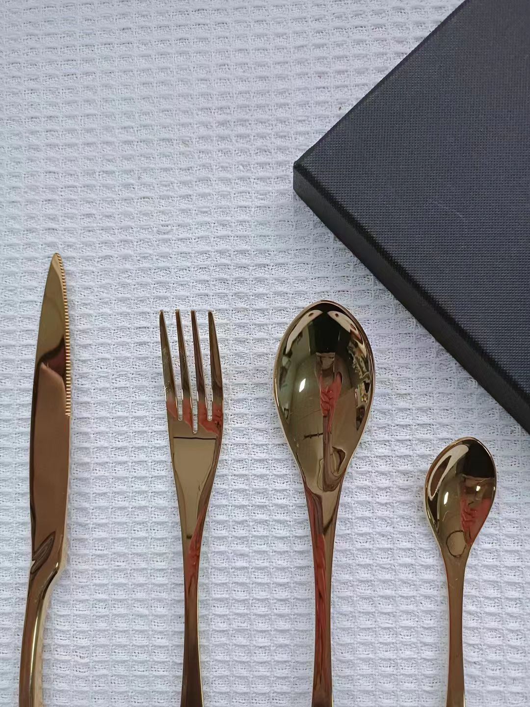 Versace cutlery set