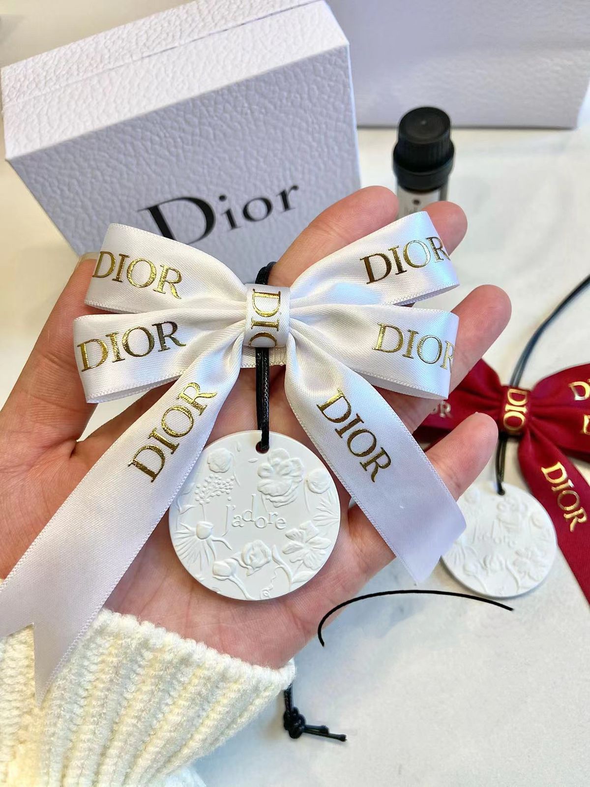 Dior small aroma pendant