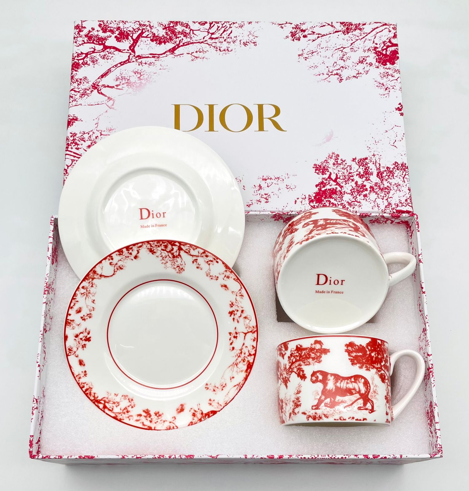 Dior tea cups set