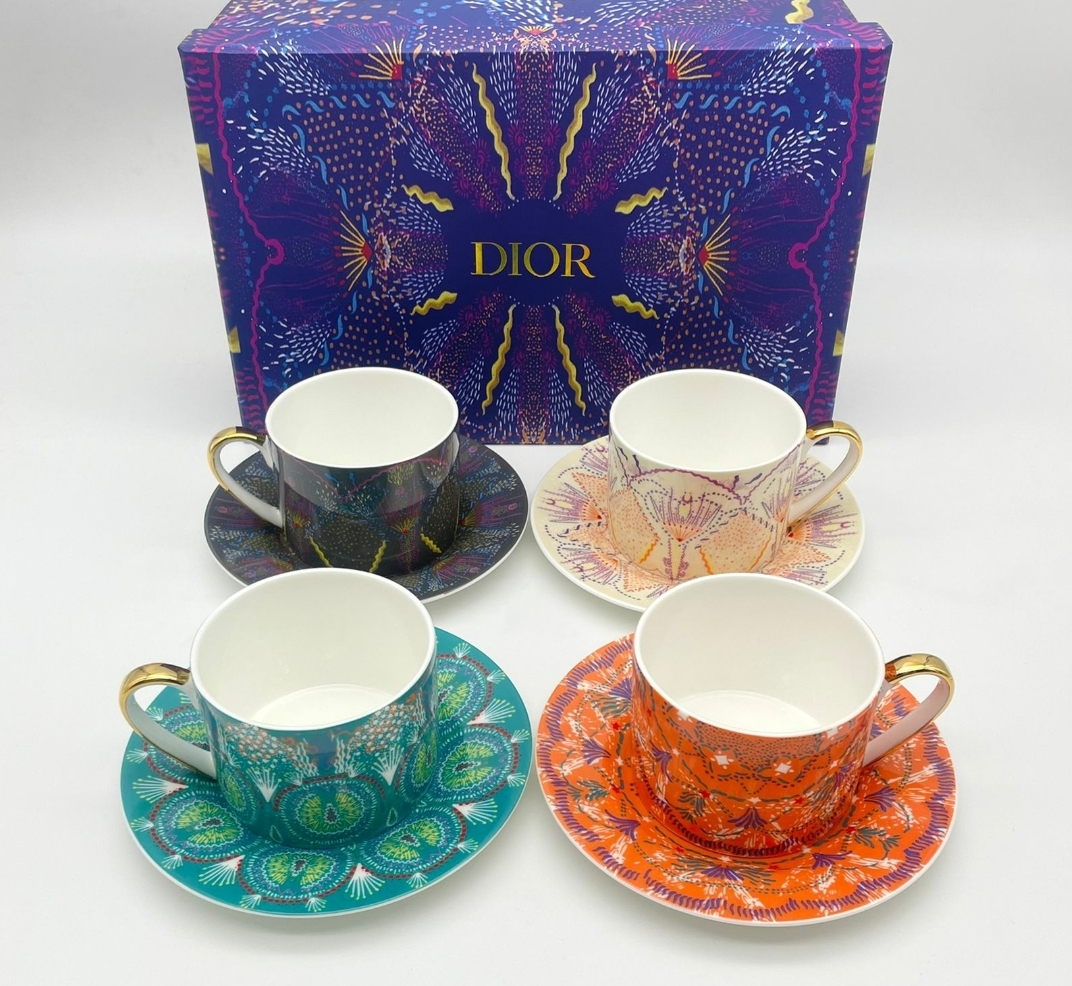 Dior cup set 4 colors available 