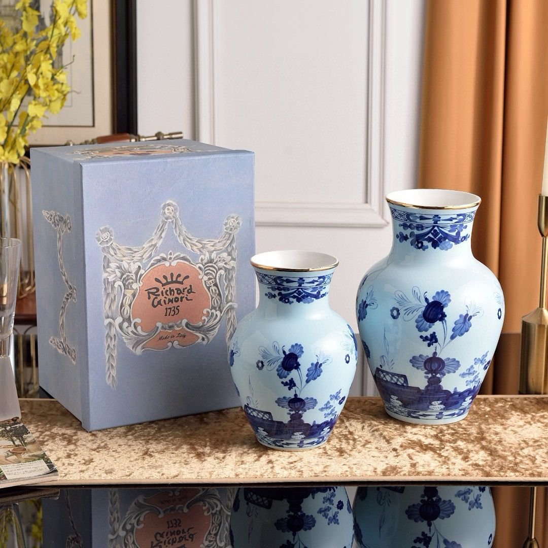 Ginori 1735 Oriente Italiano porcelain one vase - Image 2 of 6