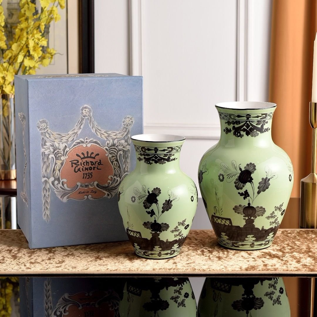 Ginori 1735 Oriente Italiano porcelain one vase - Image 6 of 6